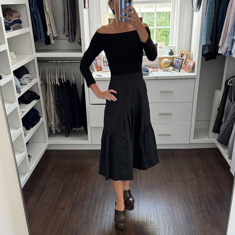 Tuckernuck Black Off-Shoulder Midi Dress S